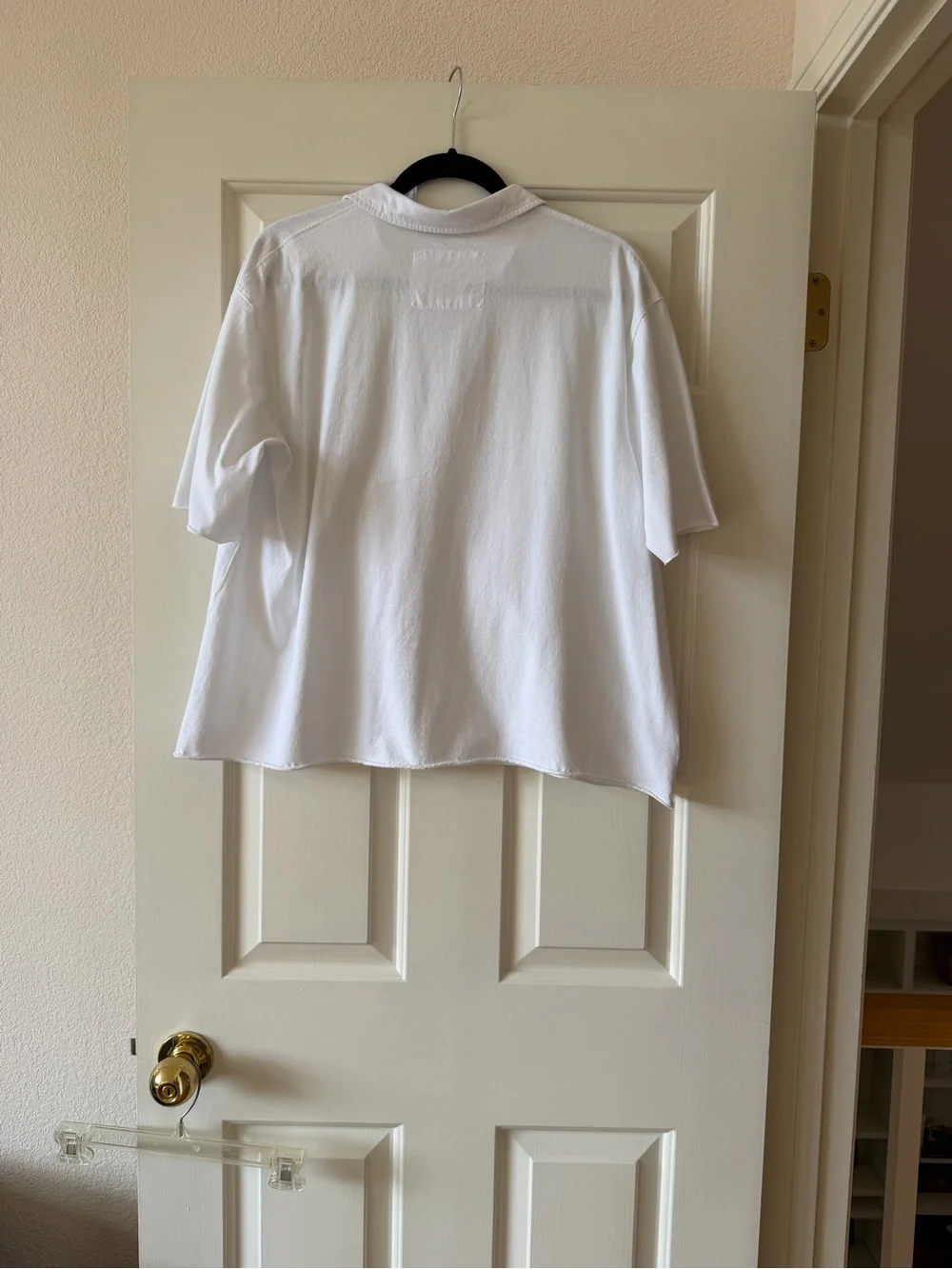 Frank & Eileen White Relaxed Open-Collar Polo. Like New. Excellent condition. - Picture 4 of 6